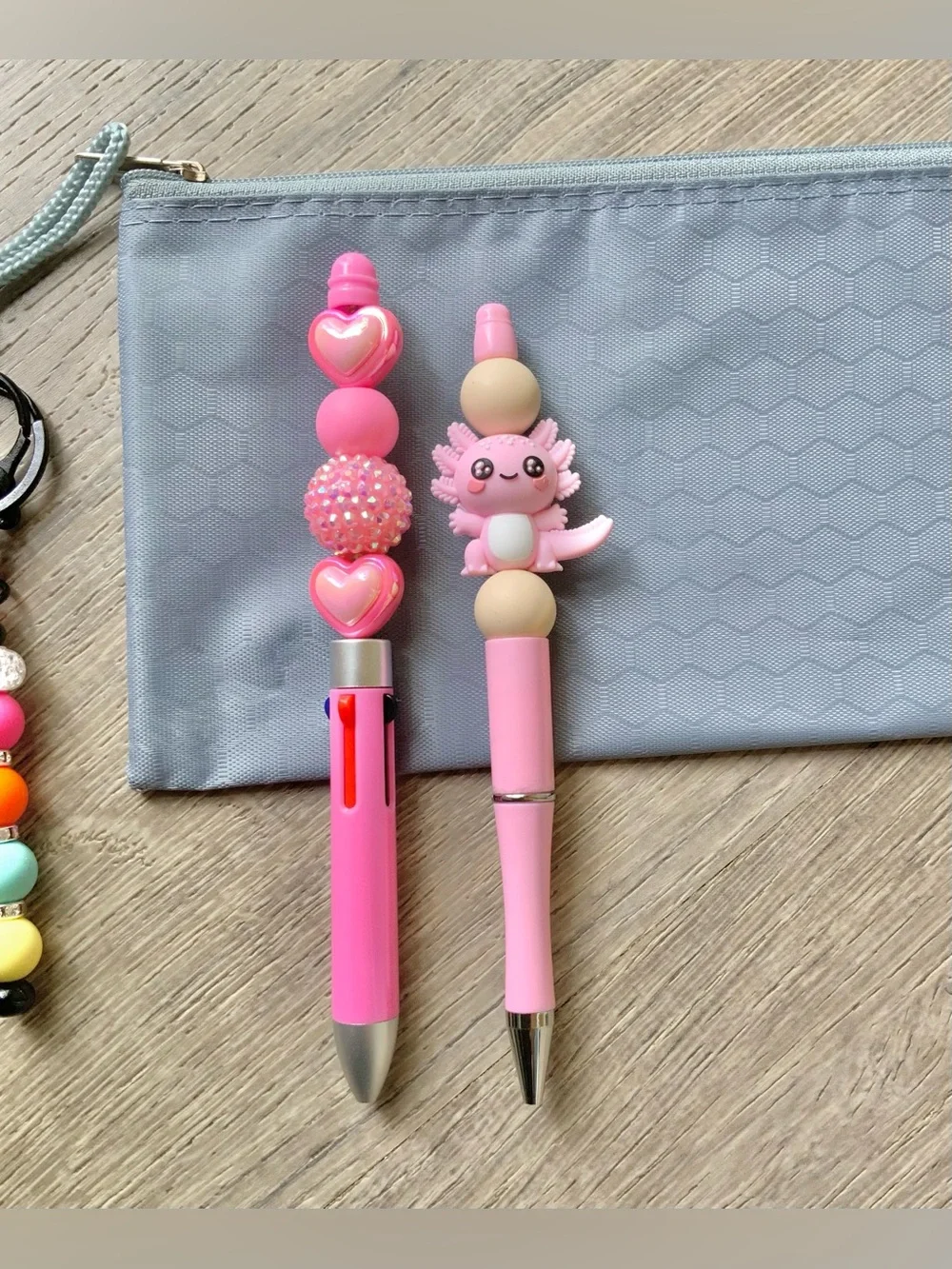 NEW📚 Homemade Crafted Beaded Pens & Bag Charm w/ Pouch